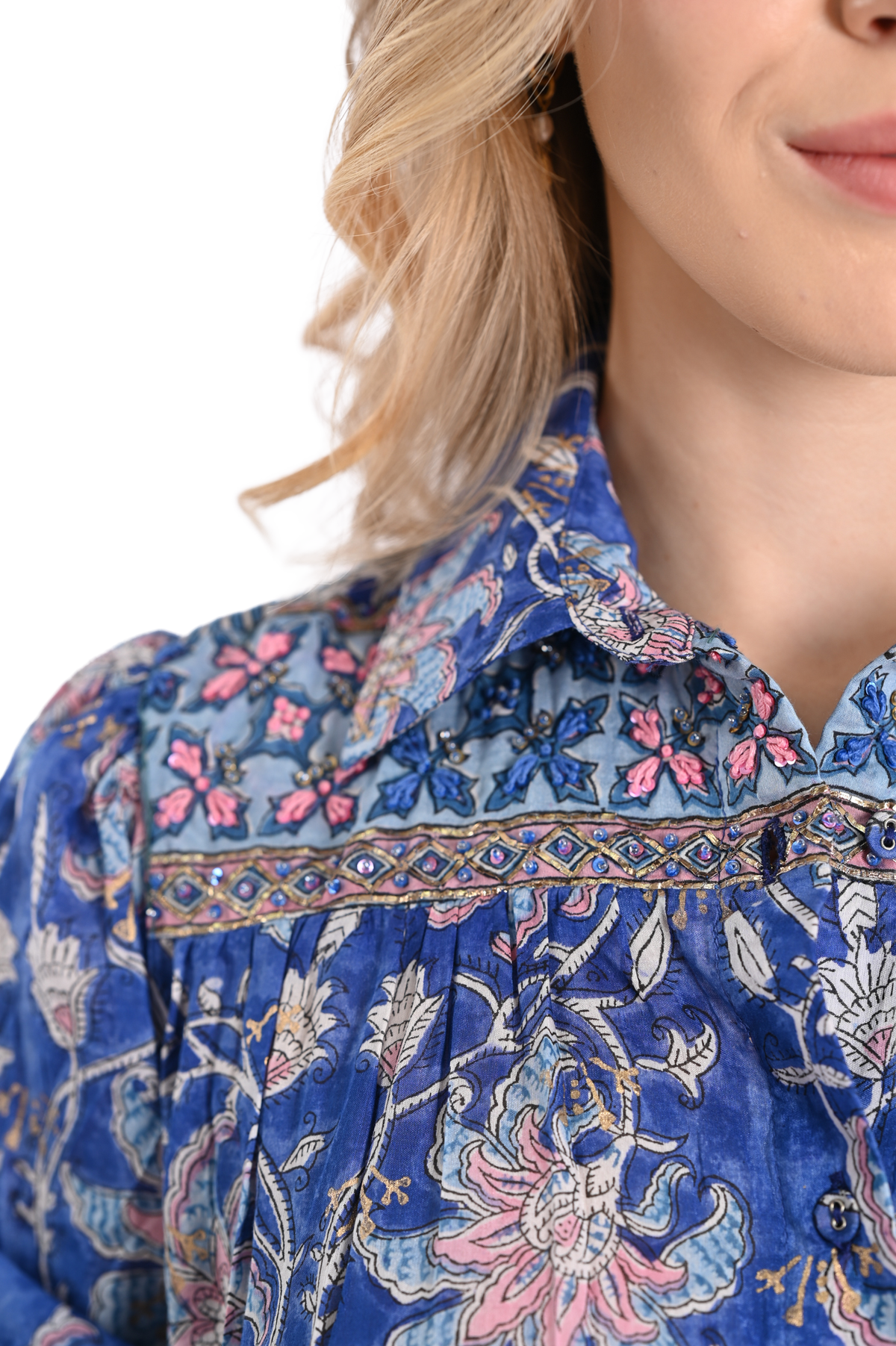 Embroidered Noah mini